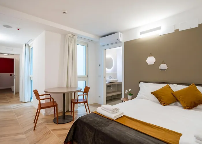 Ferienvermietung: JOIVY Premium Apartments - Trieste Mazzini